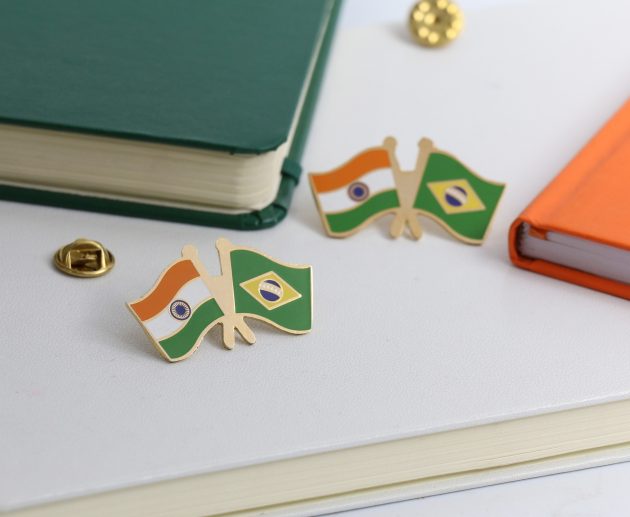 Customized Etching Processed Flag Lapel Pin